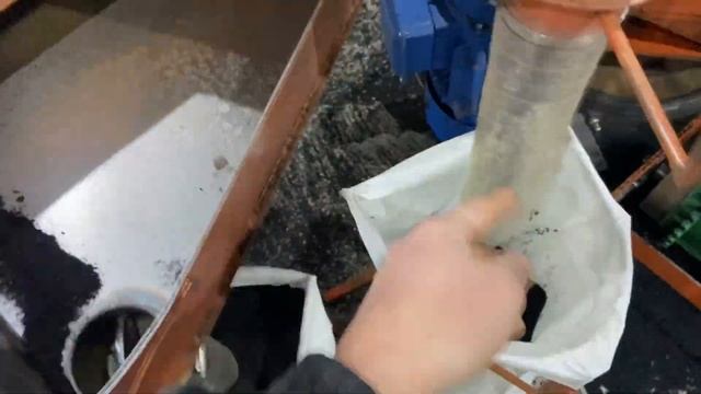 Резиновая крошка из шин