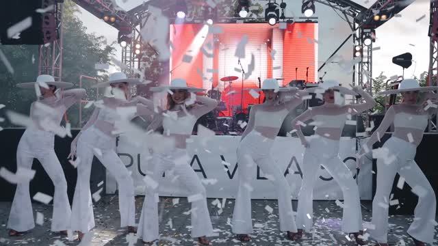 Wite party with Gayazovs Brothers