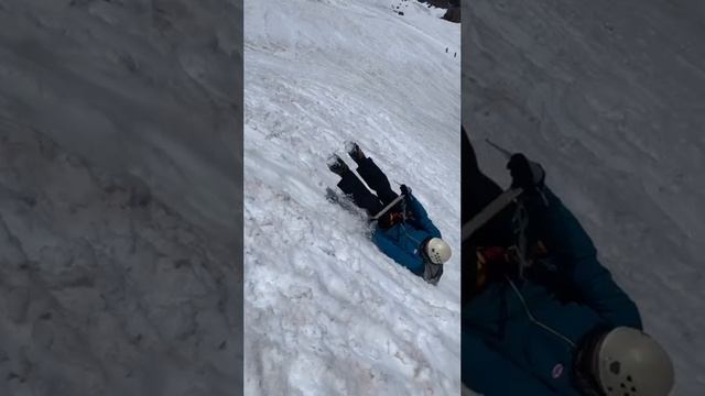 Почему люди предпочитают сидеть дома?