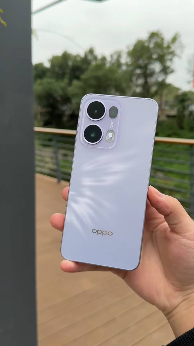 Oppo Reno 13 Pro - Первое знакомство с новым стильным крепышом из поднебесной 🔥😱 Shorts #OppoReno