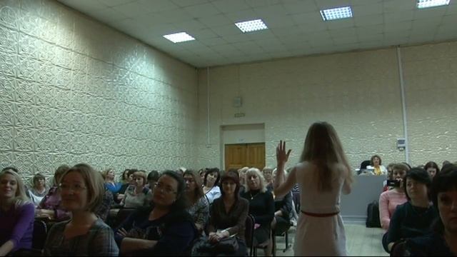 09. 156 школа. Моренкова Савельева Свечникова. Над городом. 26.10.2016