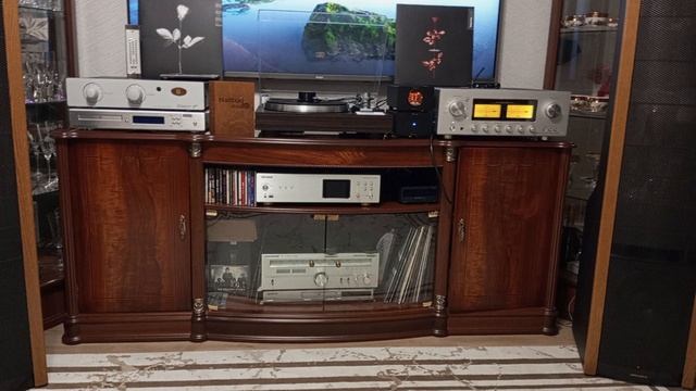 Martin Logan SL3 & Luxman L-550All