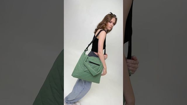 VID_20240216_222311_230.mp4