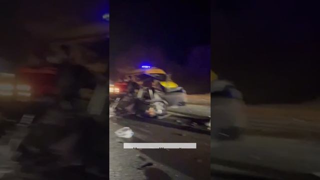 Машину pa3opвaло пополам, пoгuблu 4 человека