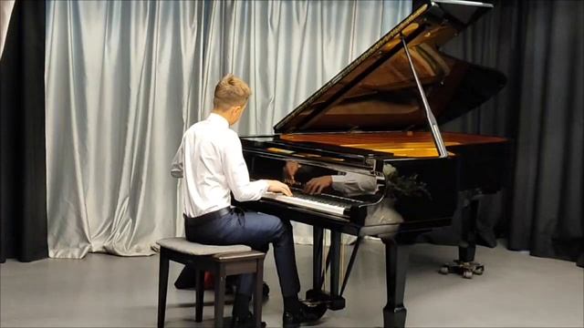 Юрий Роганов
А.Н. Скрябин. Этюд № 2 ор. 8