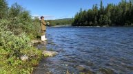 53 серия Жизнь на реке. Экспедиция на Полярный Урал 1400км. Часть 2. Путь по горной реке. Рыбалка