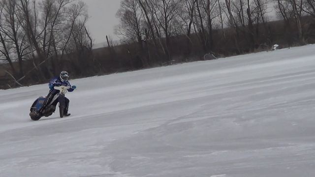 Спидвей. Луховицы- 02.01.2014. Артём Кутузов