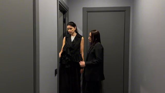 Интерьер, в котором тонко чувствуется характер и вкус владелицы!
Открываем двери в стильную квартир