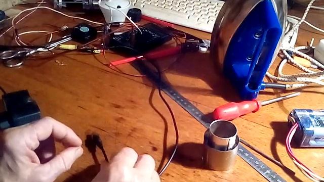 Прикормочный кораблик Flytec. Доработка.