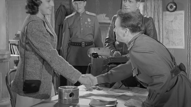 Небесный тихоход (1945)