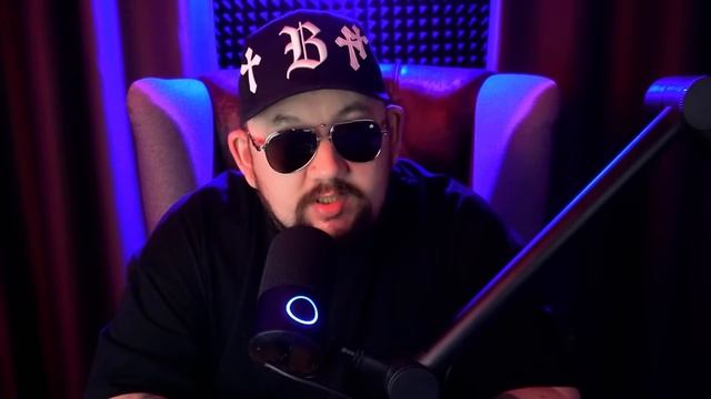 У женщинок подгорает! Приходится платить за себя!