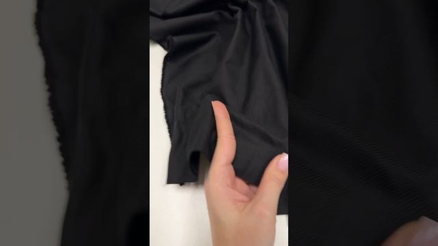 Хлопок оксфорд для бренда Burberry. Цвет чёрный