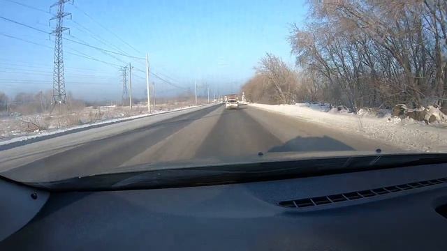 В сибири днём -14. Крадутся,но едут на красный!   18.12.2022 г.