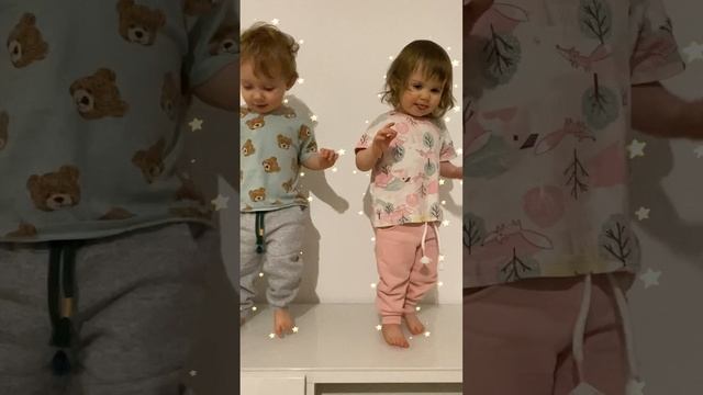 Первая чечетка малышей