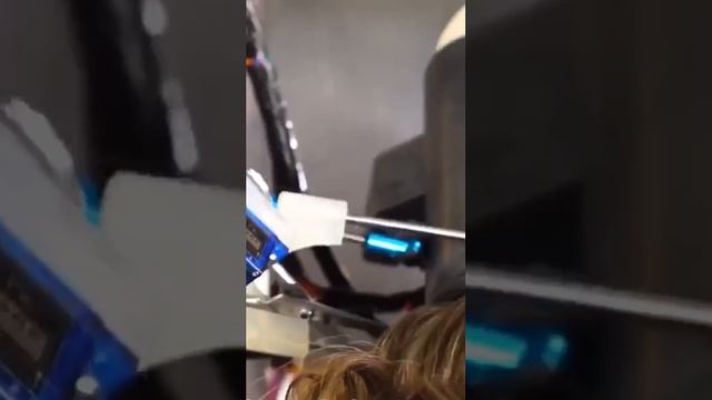 lТеперь ещё и робо-парикмахер😜