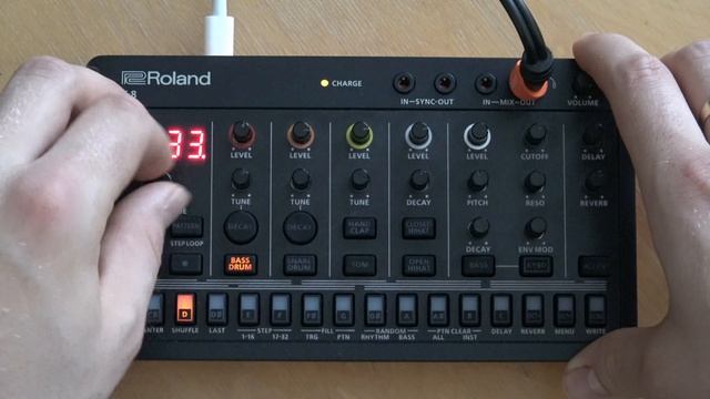 Roland T8 Tutorial | How to Use Roland Aira Compact T8