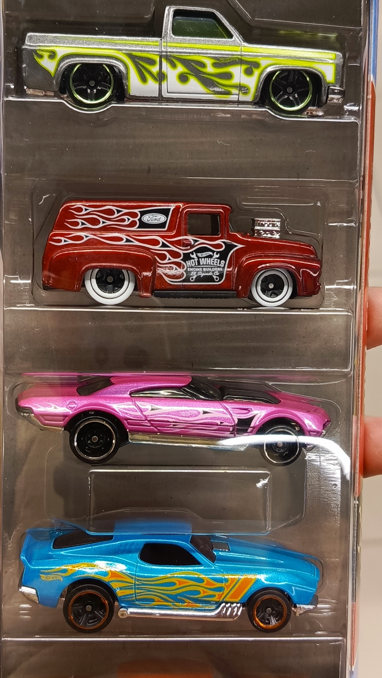 Пламенный HOT WHEELS