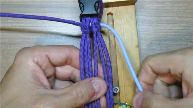 Making a PARACORD TOMAHAWK Pulseras Gruesas y Sencillas_270p_360p