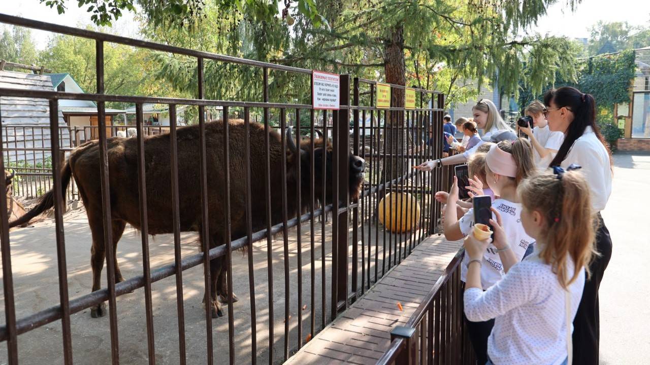 Воспитанники Таремского детского дома посетили нижегородский зоопарк