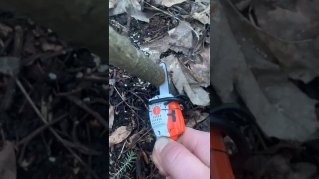 Лучше держать эту штуку обеими руками!!!