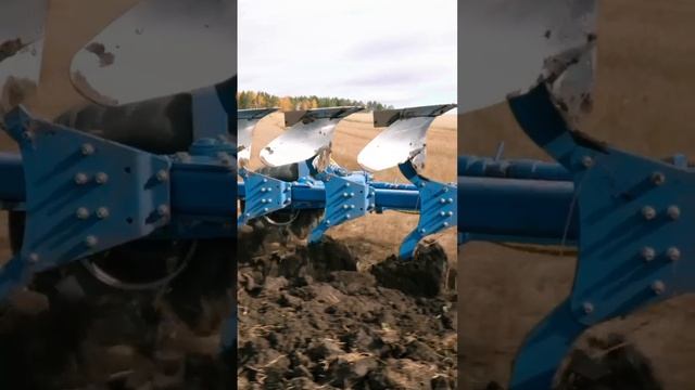 плуг оборотный полунавесной PERESVET ППО-(8+1)-35