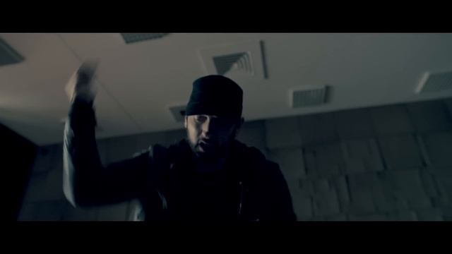 Eminem Fall