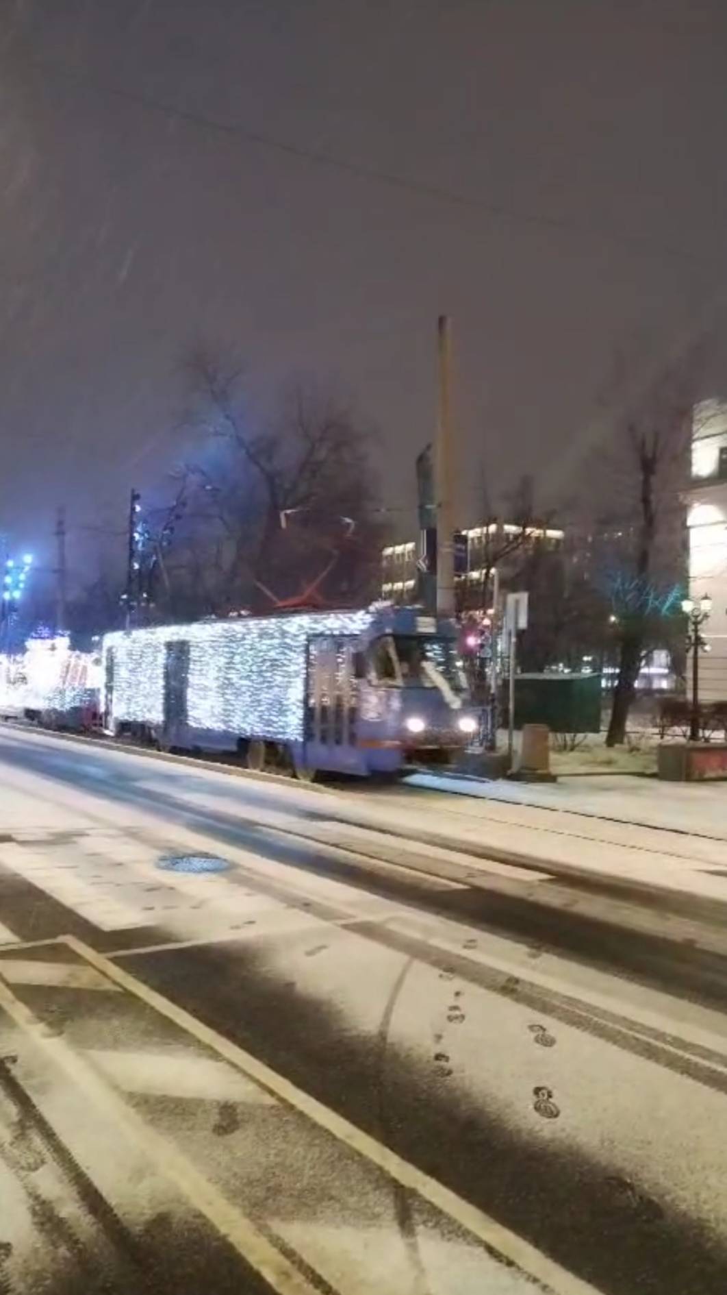 Новогодний трамвай в Москве