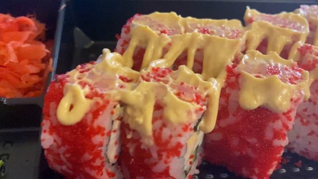 Распаковка и Вкусные Открытия, Роллы из Маки | Bite Bliss Chronicles