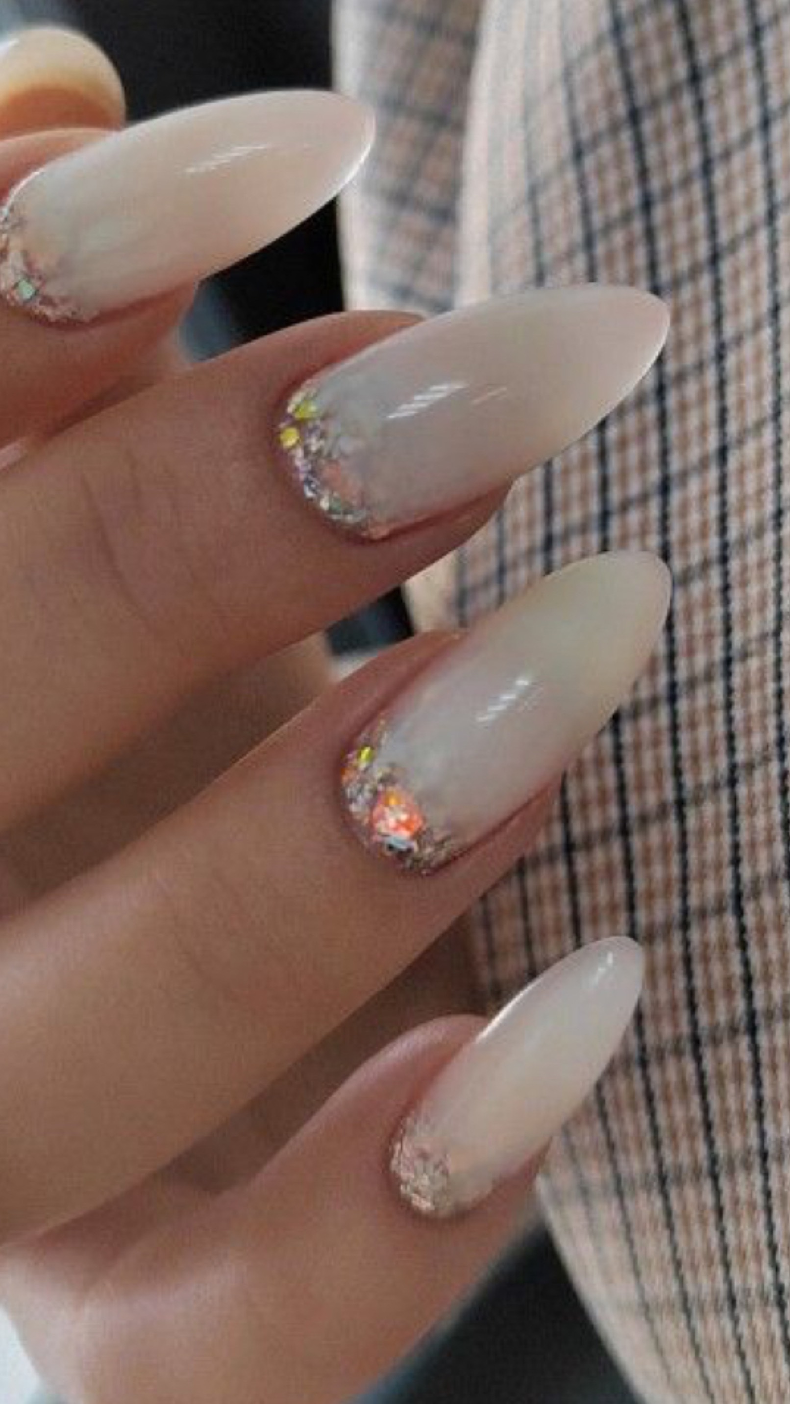 Коррекция ногтей.