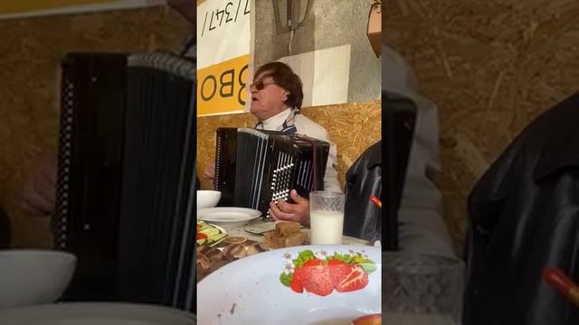 Садыҡ Шаһбалов - Ҡыҙыл буйҙарында