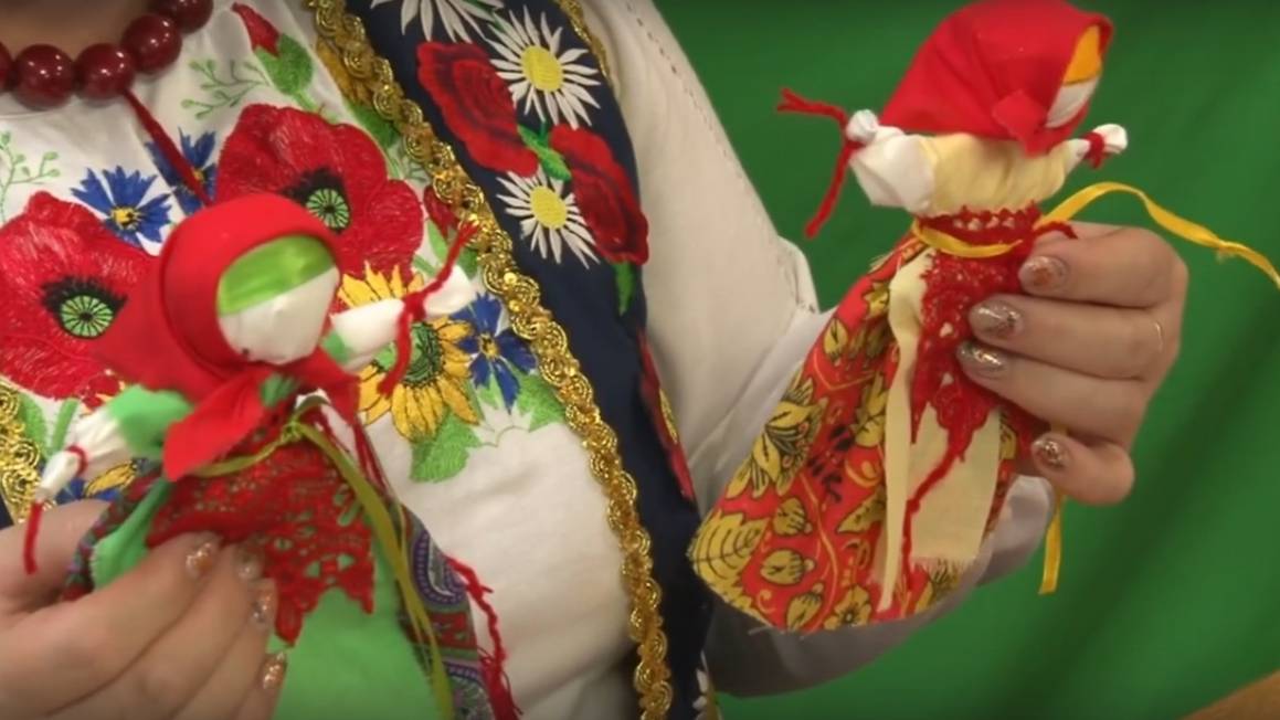 «Чудесный колодец» – театрализованное представление.
Мастер–класс по изготовлению куклы из ткани.