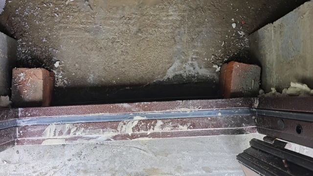 20240818_140019 Появились окна, сделали стяжку на улице в цоколе