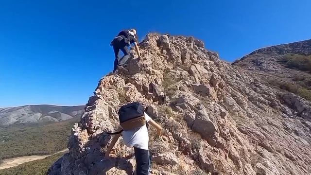 Крым . Орлиное ущелье