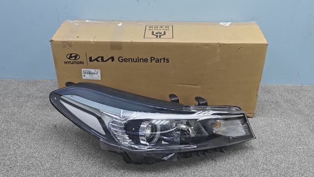 92102A7550  ФАРА ПРАВАЯ KIA CERATO 3 2016-2020 НОВЫЙ ОРИГИНАЛ