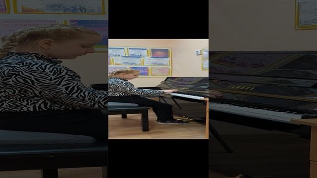 Кондратова Катя, 8 лет ДШИ№21 г.Омск 1 класс. преподаватель Руденко Татьяна Владимировна