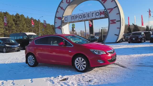 Opel Astra 1,4 л. Бензин АКПП (140 л.с.) 2012