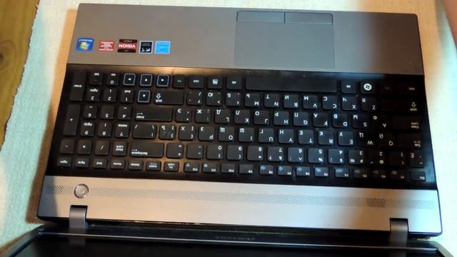 Как разобрать ноутбук samsung NP305V5A-S0KRU (disassemble Samsung NP305V5A-S0KRU)