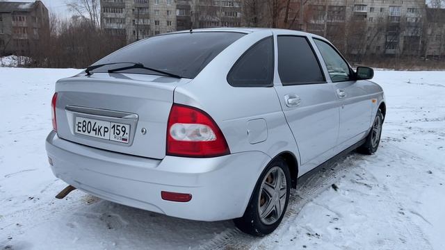 Приора 2011 год хэтчбек