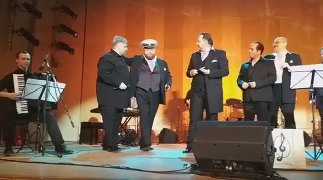 Тенора 21 века Песня Не кончается синее море!