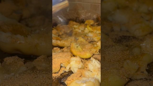Когда жена пошла искать картофельных гномов 🤷🏻♀️
