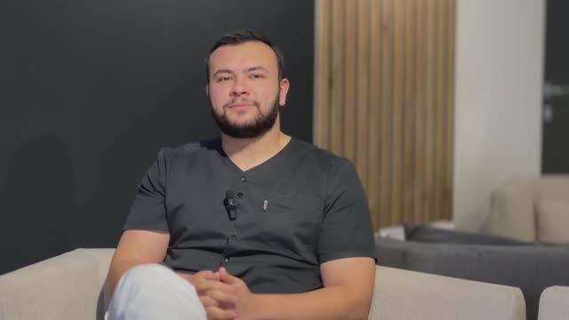 Меликсетян Альберт Георгиевич - стоматолог-терапевт