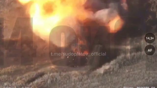 Наземный самоходный дрон Крот посетил опорник бандеровцев☠  Работает 14 ОИБр ВС РФ  Продолжени...