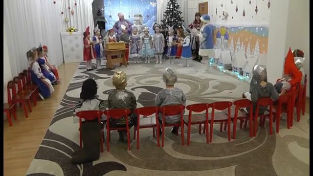 Праздничный хоровод "Новогодняя полька"