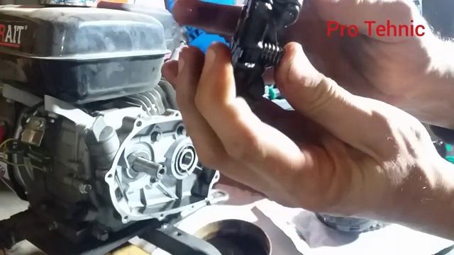 Редуктор с автоматическим сцеплением 2_1, 20мм,  для двигателя Lifan 168f за 5т.р..mp4