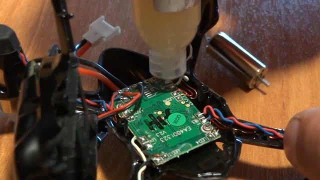 Распаковка и Установка моторов на Hubsan X4 H107D H107C