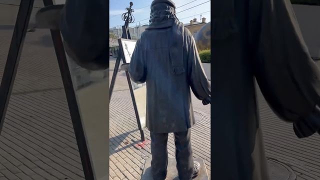 Street sculptures of Chelyabinsk: Artist