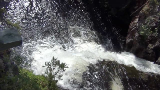 В национальном парке Паанаярви. По озеру Паанаярви к водопаду Мянтюкоски