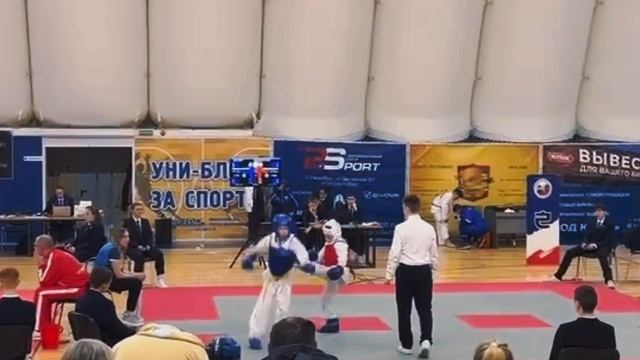 Удар твит чаги от нашего спортсмена во время .
Ждем на занятия Спортивный клуб тхэквондо "Sabom-Nim"