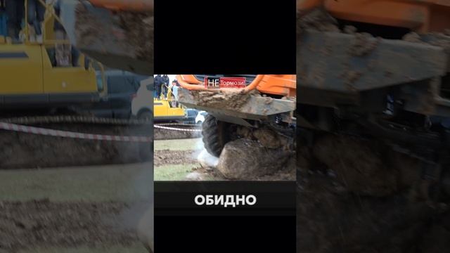 Водитель УРАЛа допустил фатальную ошибку на камнях. Грузовик 6х6 повис на внедорожном участке.