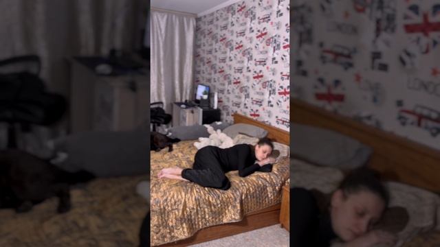 Маме нужно отдыхать)